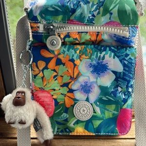 Kipling crossbody
